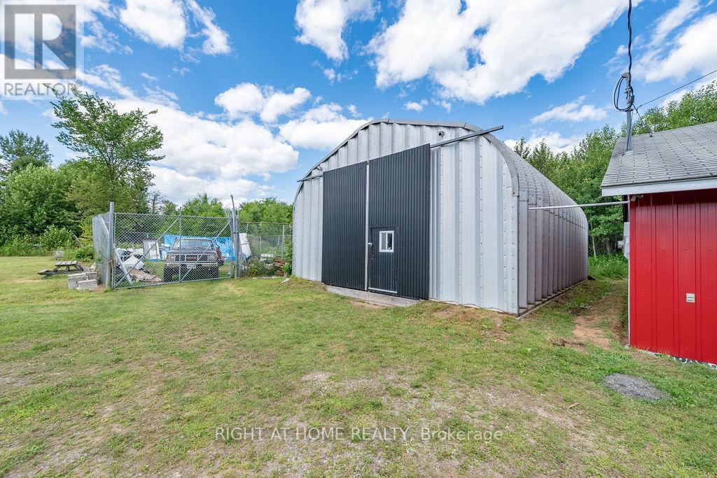 12541 Highway 41, Addington Highlands, ON