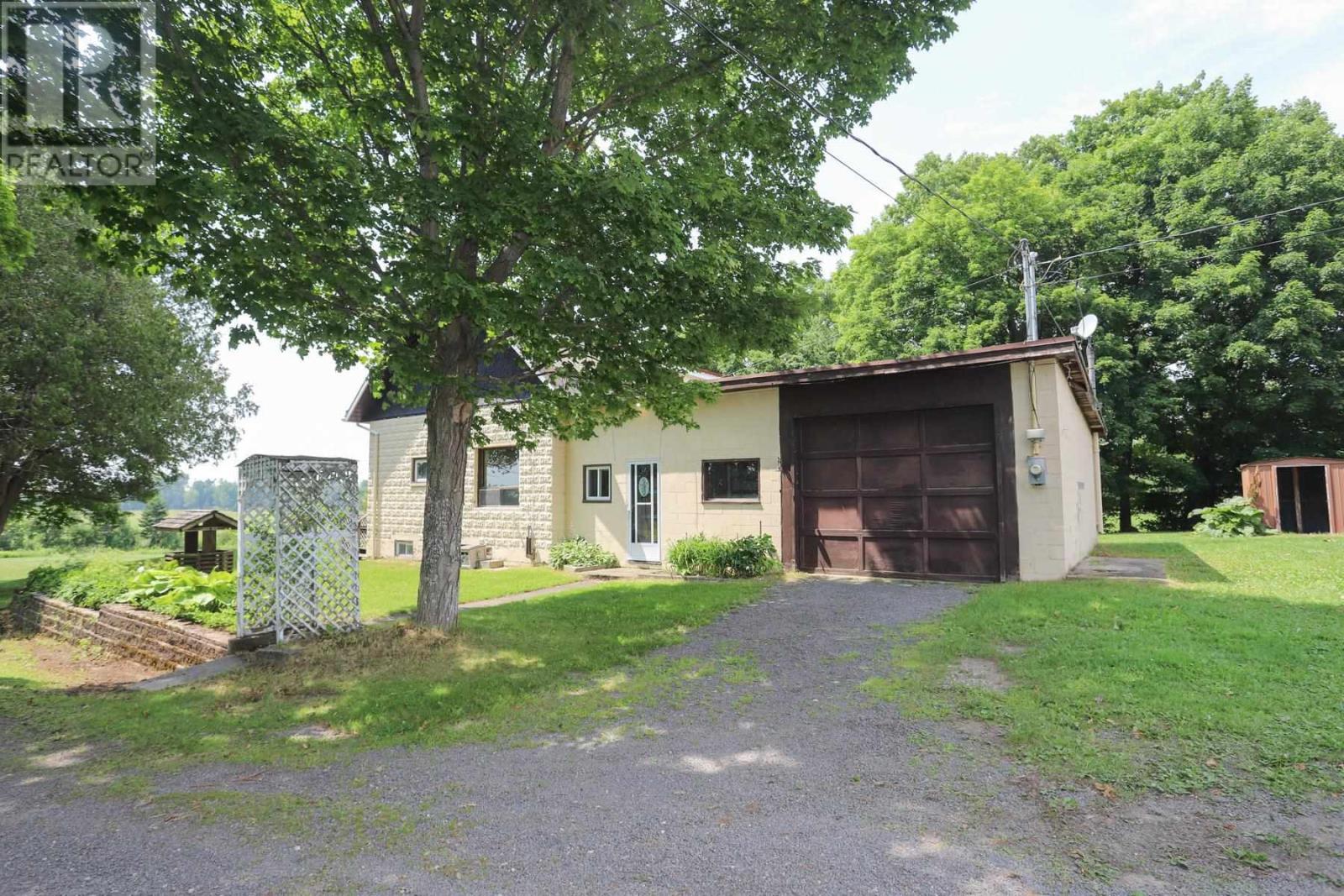 2704 A Line Rd, Richards Landing, ON