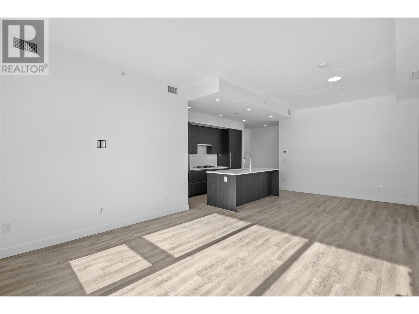 238 Leon Avenue Unit# 2207, Kelowna, BC - Indoor