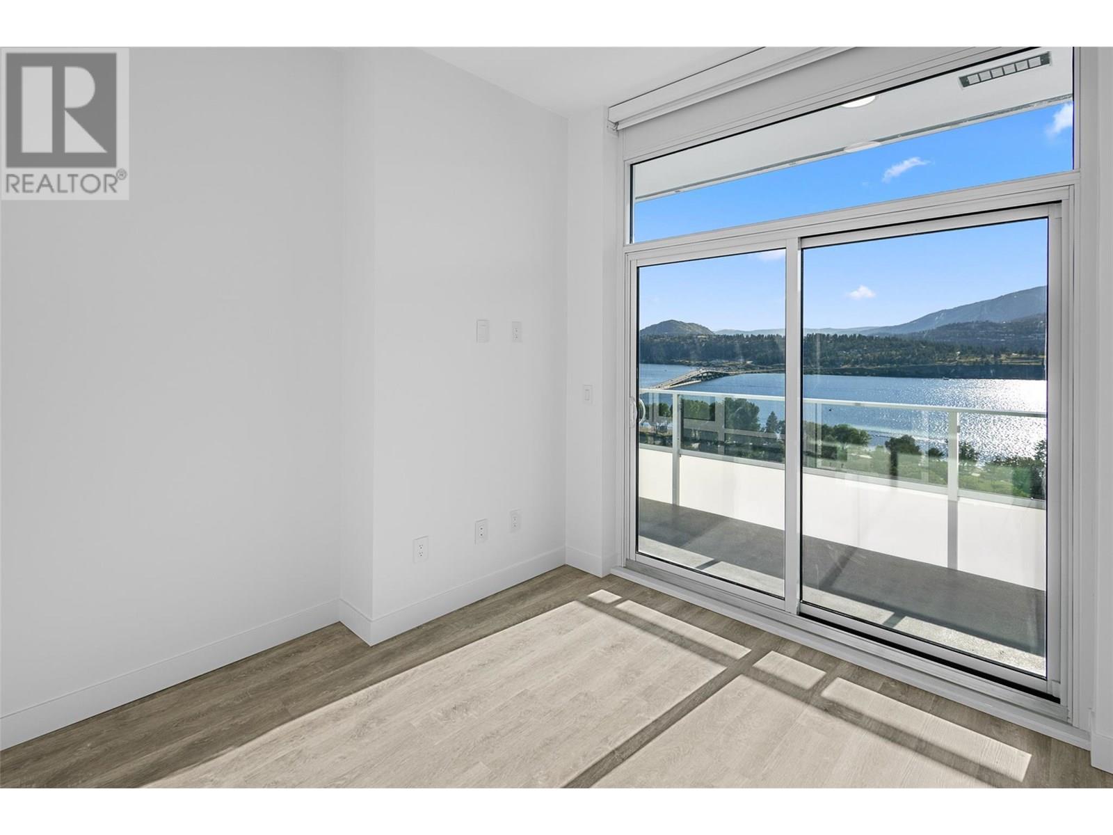 238 Leon Avenue Unit# 2207, Kelowna, BC - Indoor Photo Showing Other Room