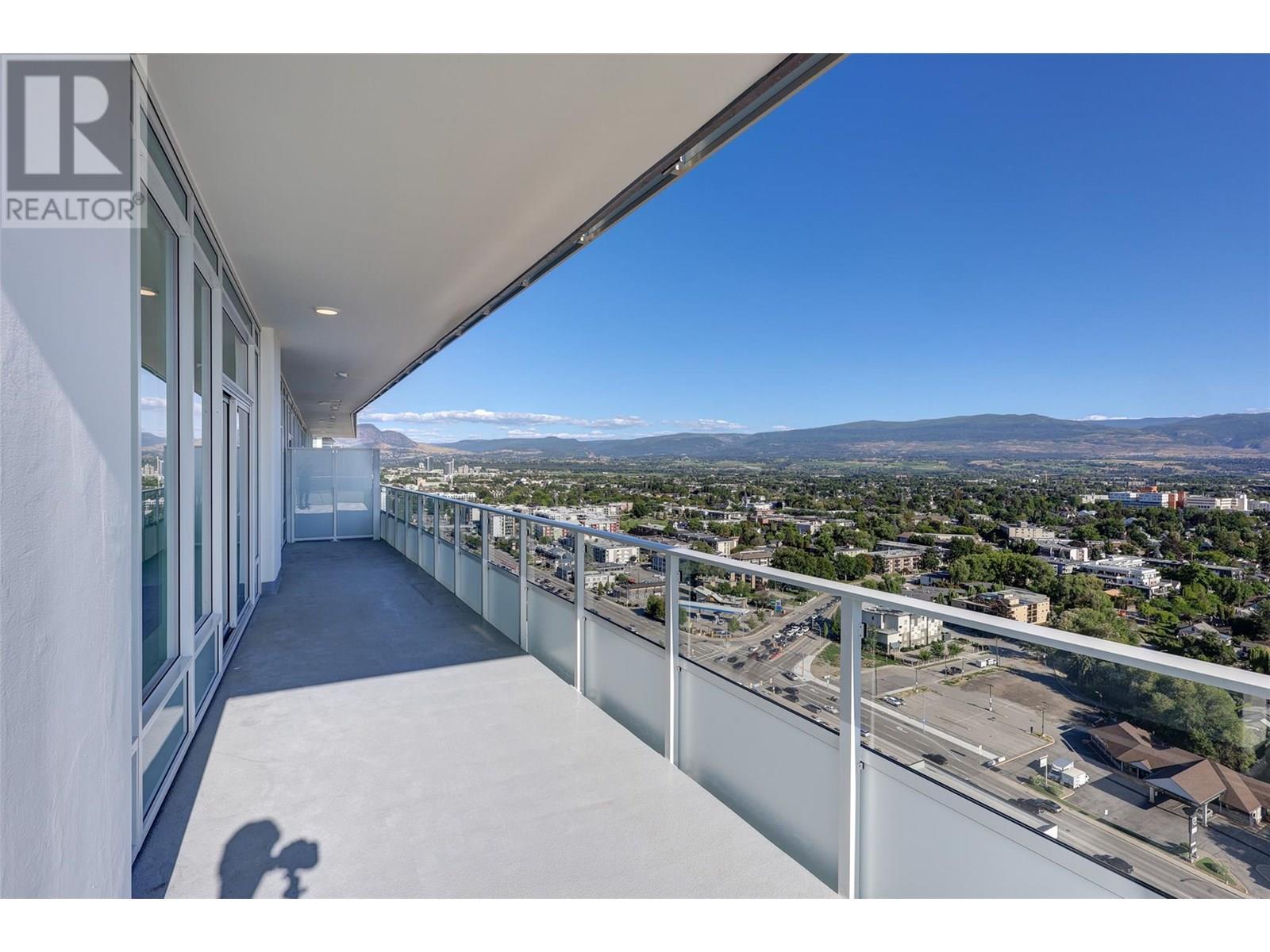 238 Leon Avenue Unit# 2207, Kelowna, BC - Outdoor With View With Exterior