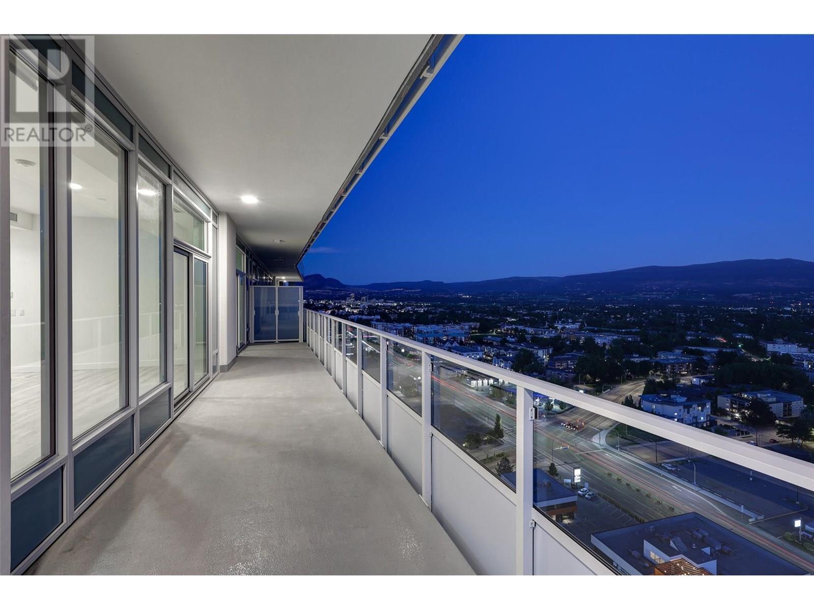 238 Leon Avenue Unit# 2207, Kelowna, BC - Outdoor With View With Exterior