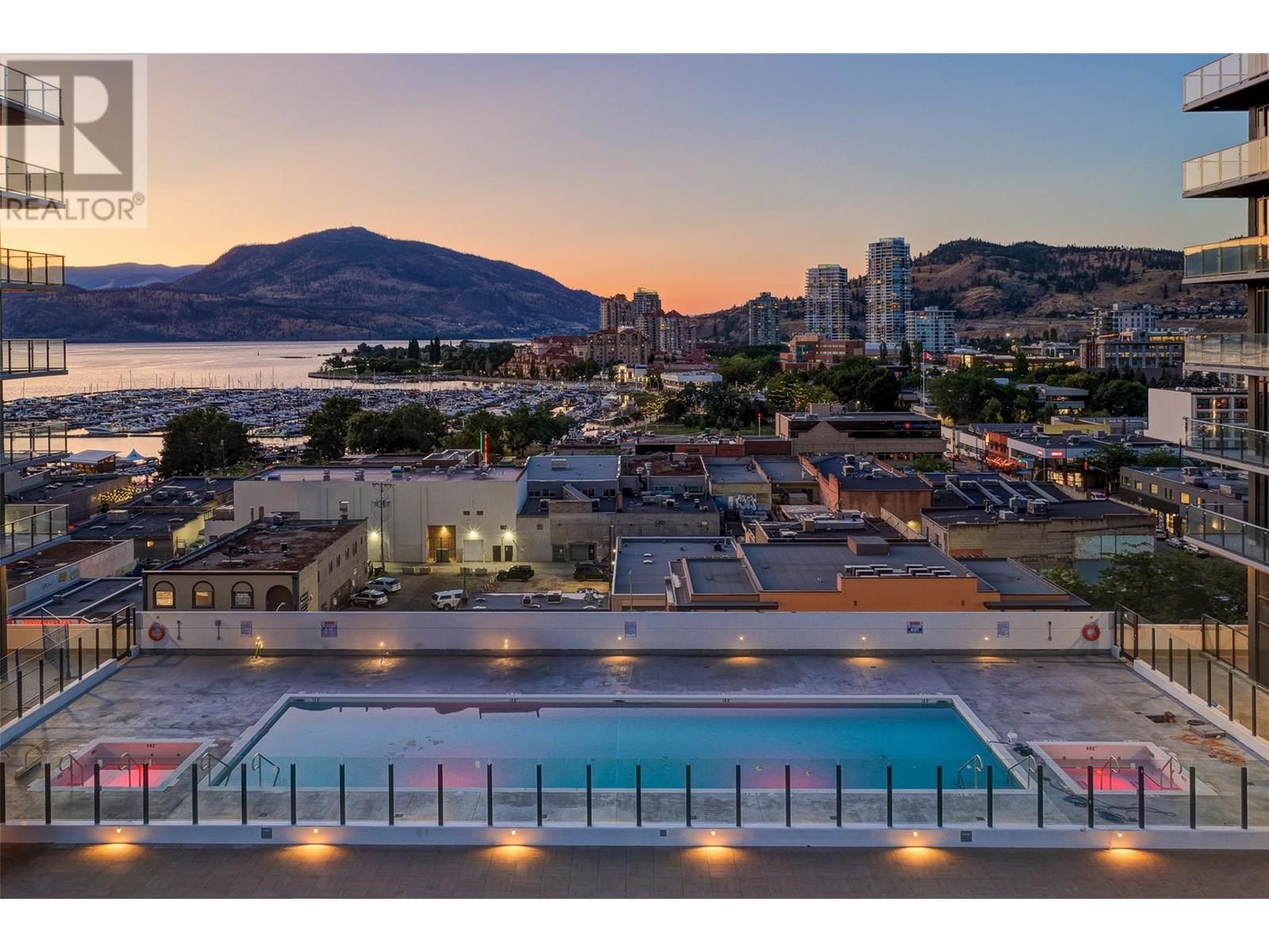 238 Leon Avenue Unit# 2207, Kelowna, BC - Outdoor With View