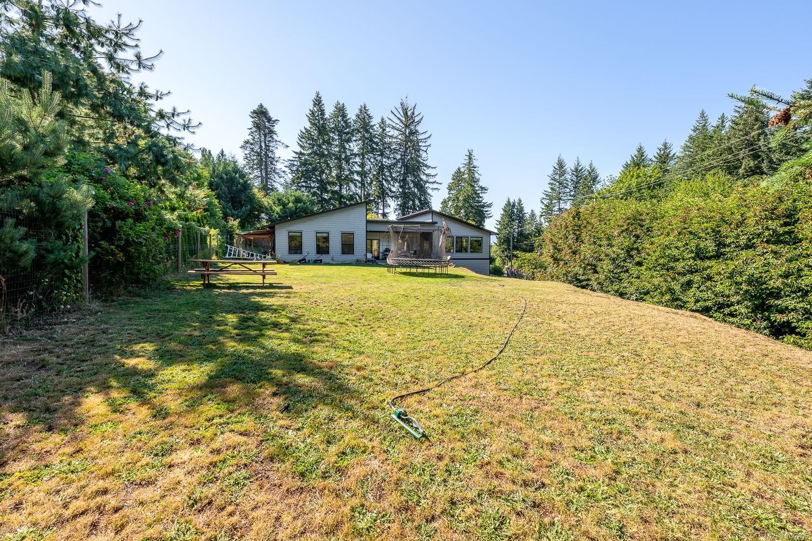 4698 Island Hwy, Courtenay, BC