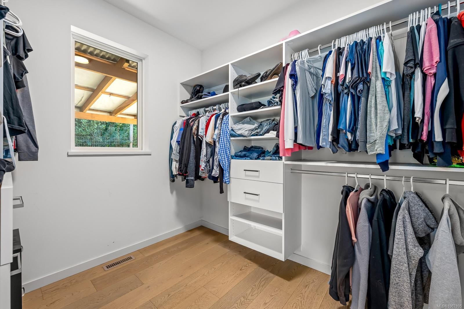 4698 Island Hwy, Courtenay, BC