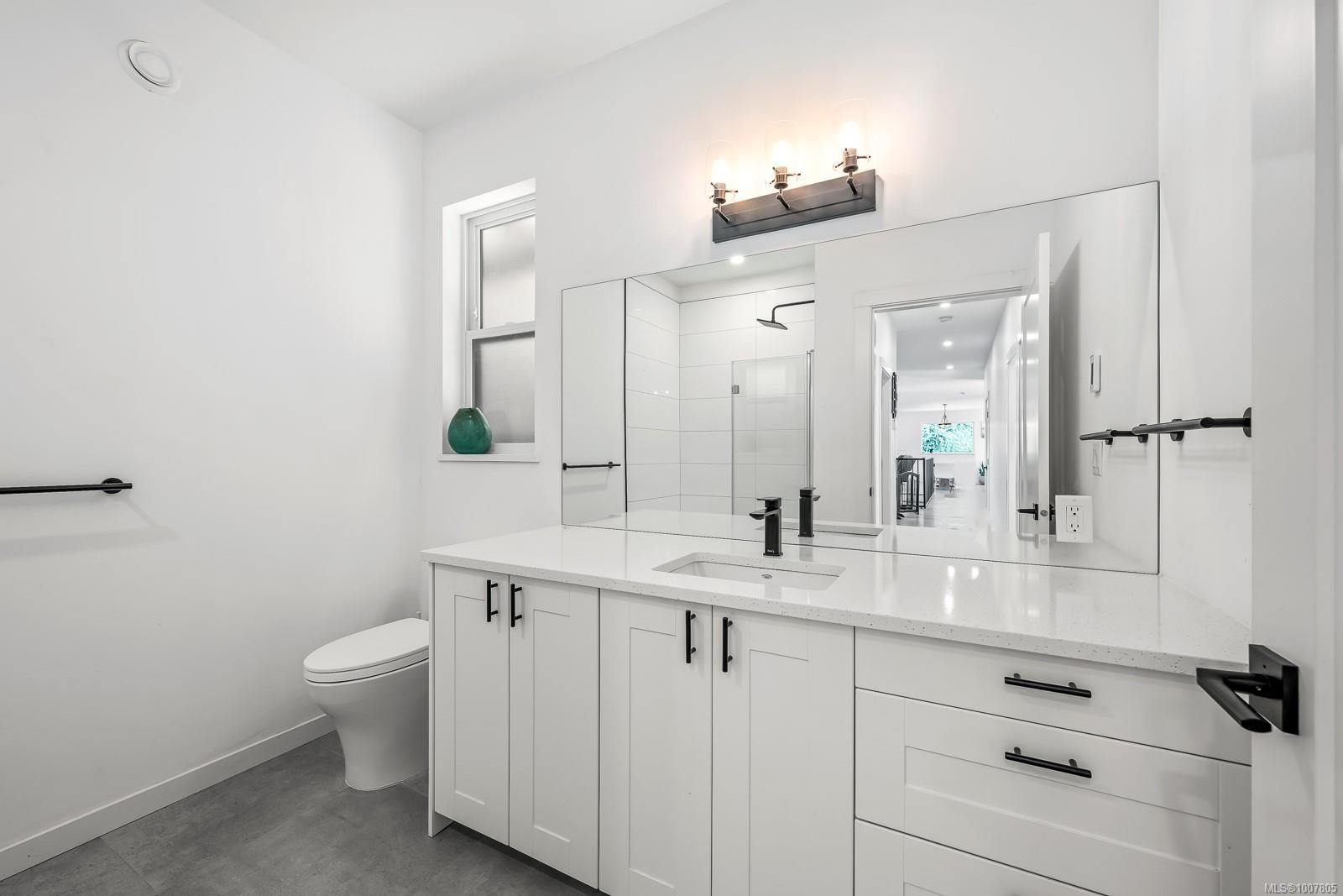 4698 Island Hwy, Courtenay, BC