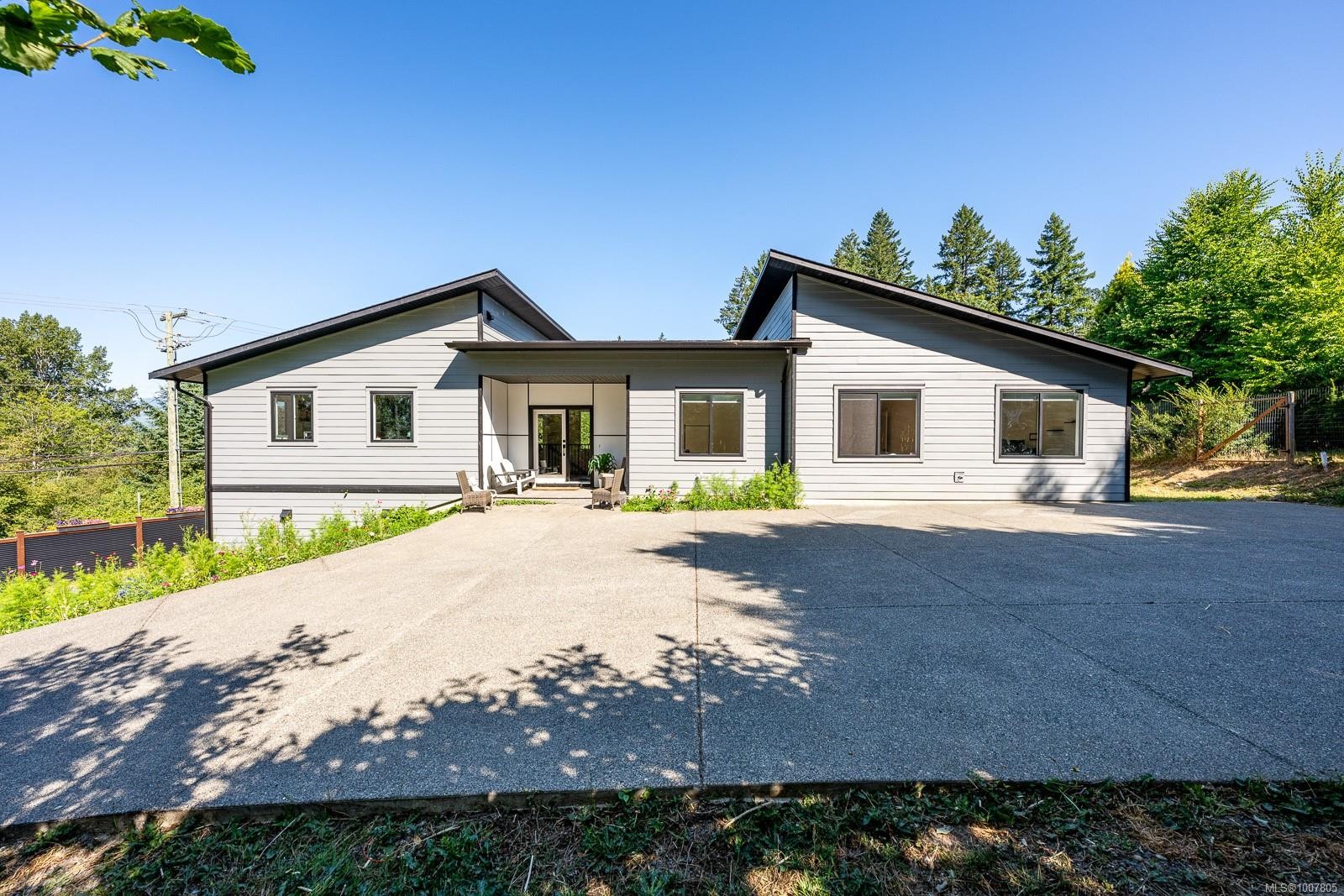 4698 Island Hwy, Courtenay, BC