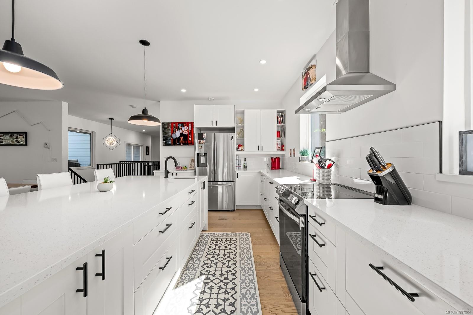 4698 Island Hwy, Courtenay, BC