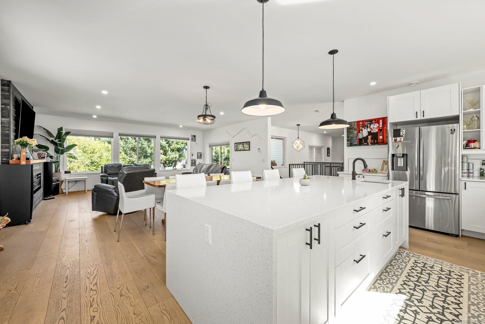 4698 Island Hwy, Courtenay, BC