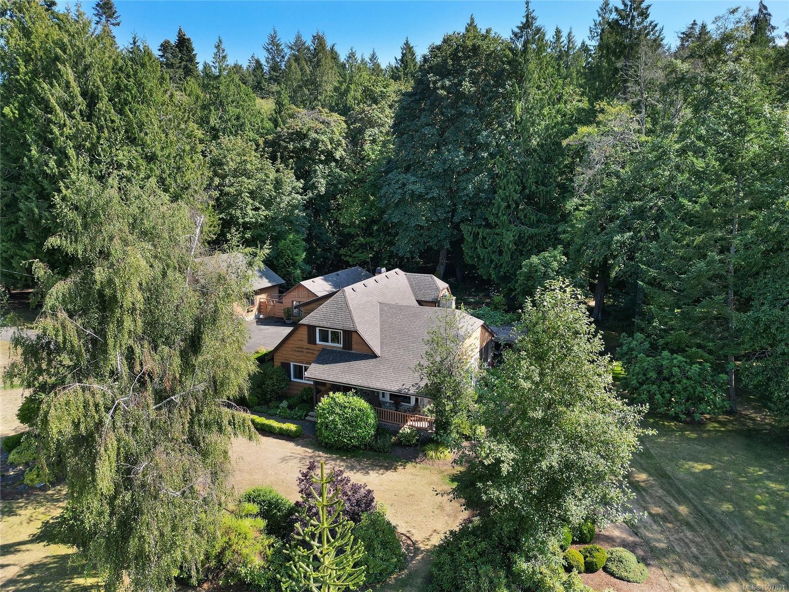 1695 Cultra Ave, Central Saanich, BC