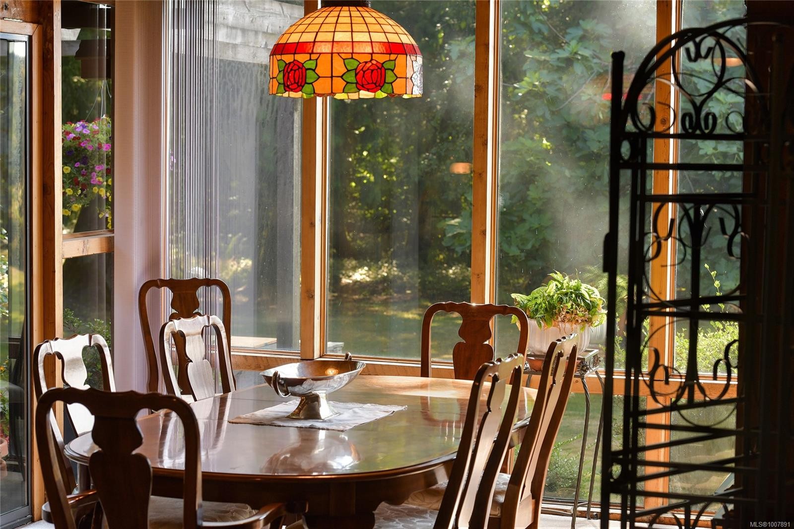 1695 Cultra Ave, Central Saanich, BC