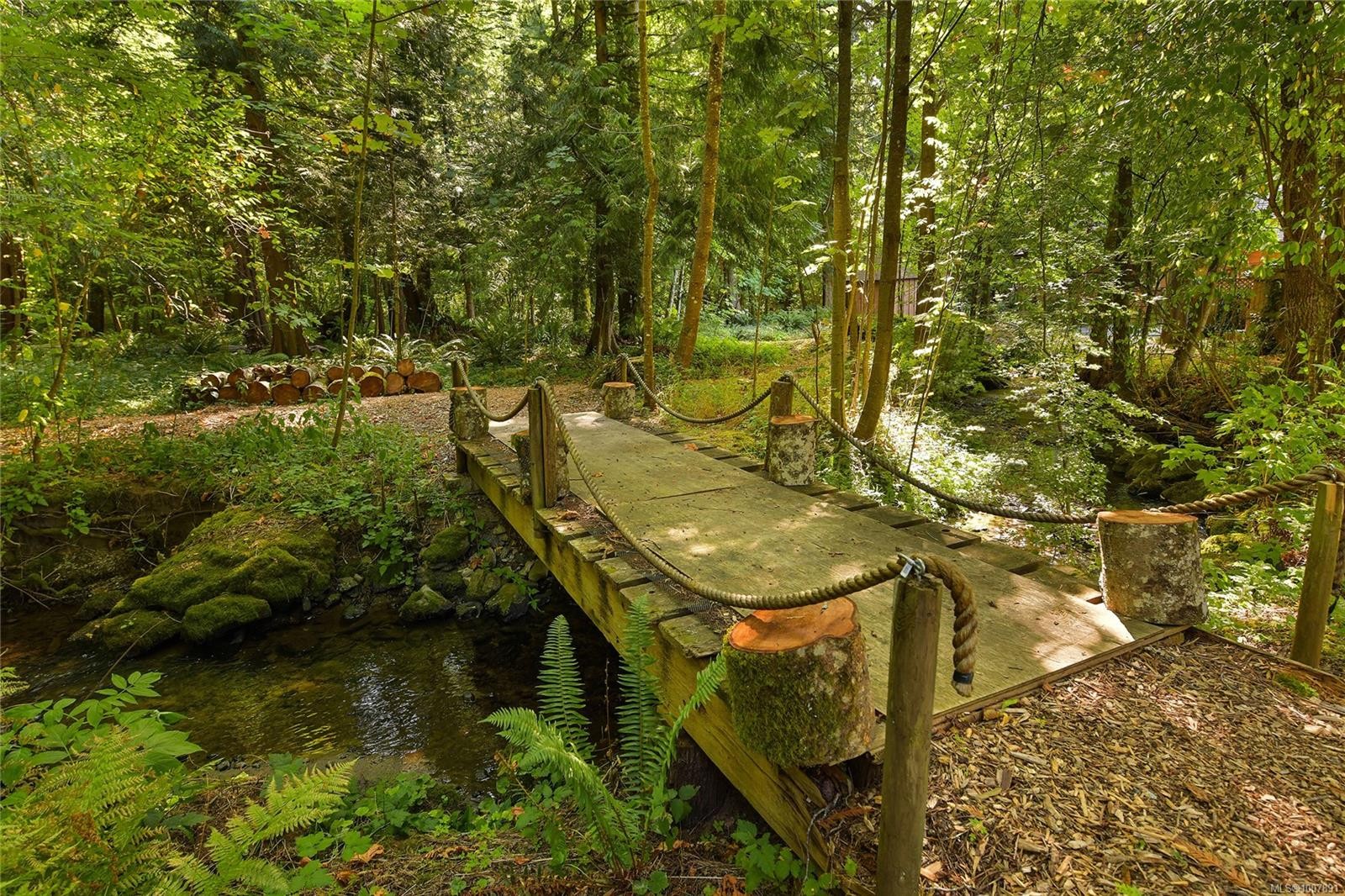 1695 Cultra Ave, Central Saanich, BC