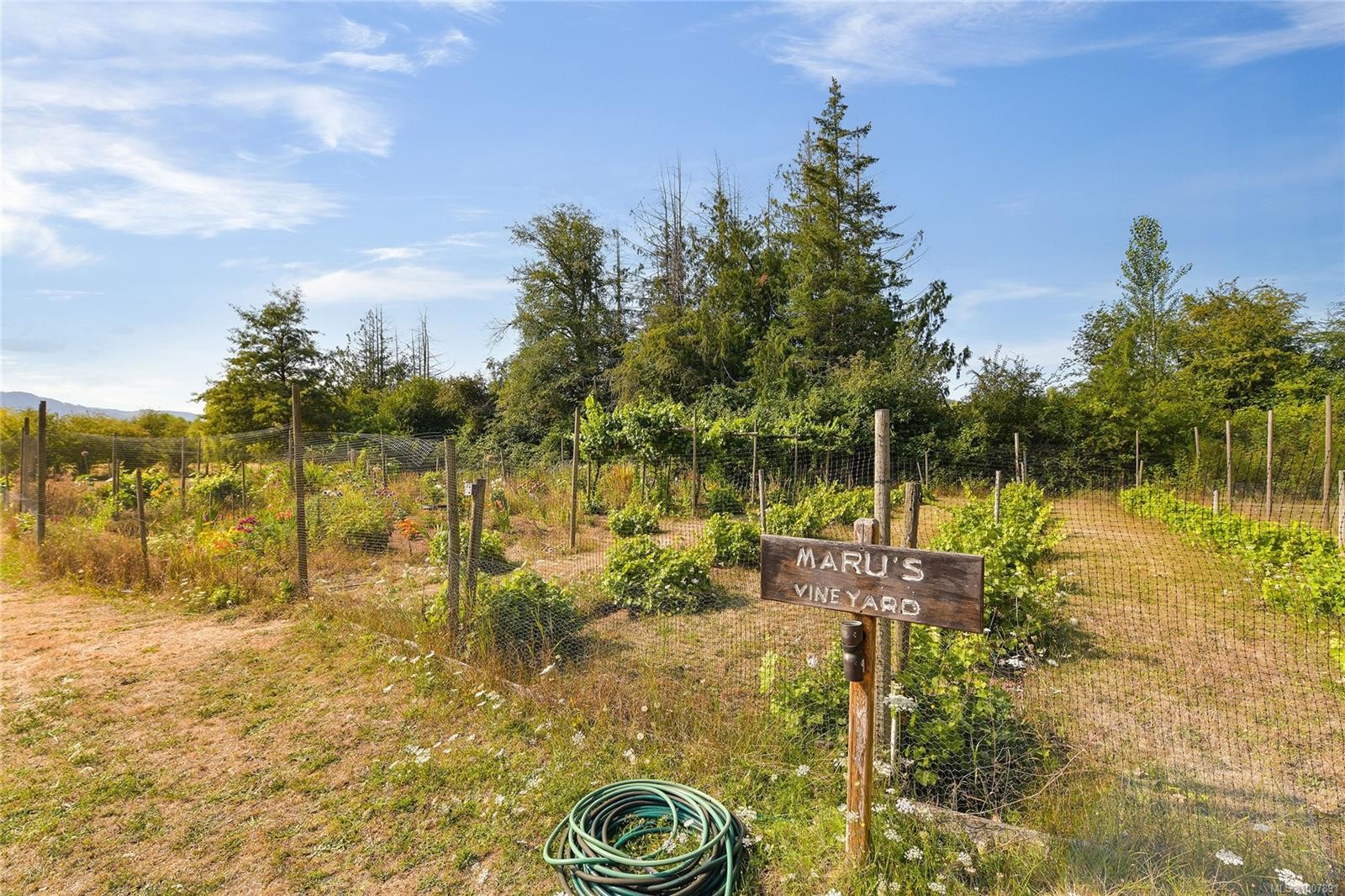 1695 Cultra Ave, Central Saanich, BC