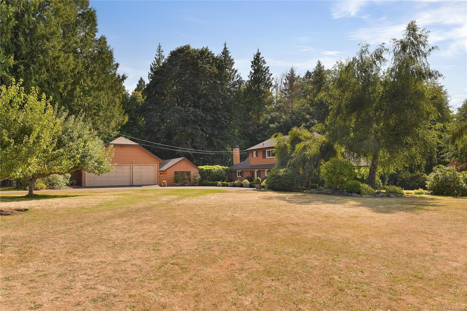 1695 Cultra Ave, Central Saanich, BC