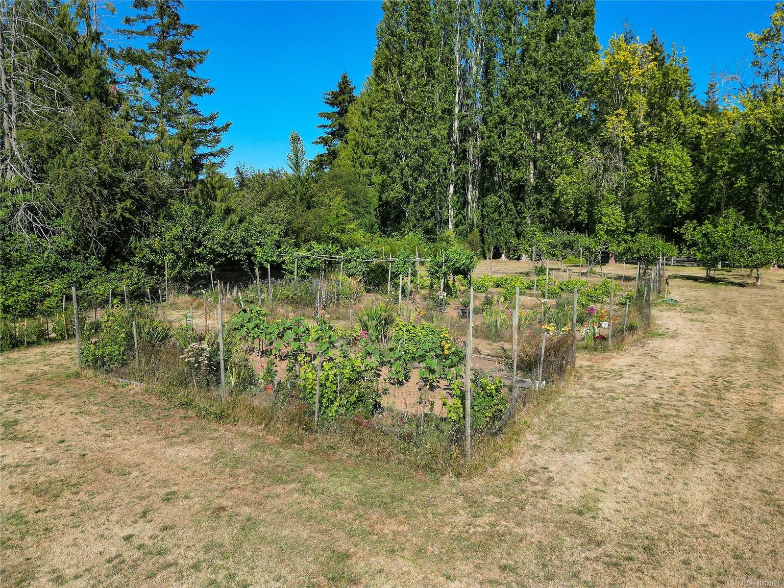 1695 Cultra Ave, Central Saanich, BC