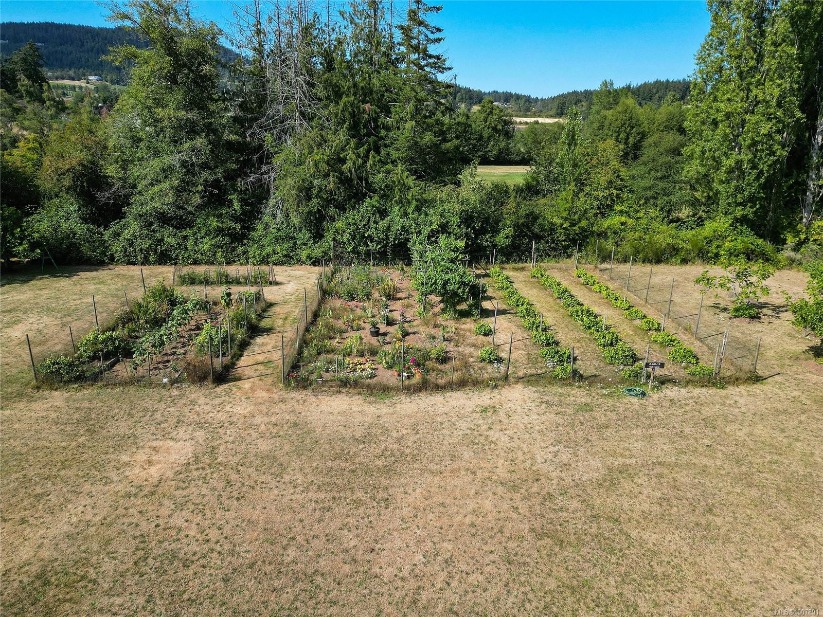 1695 Cultra Ave, Central Saanich, BC