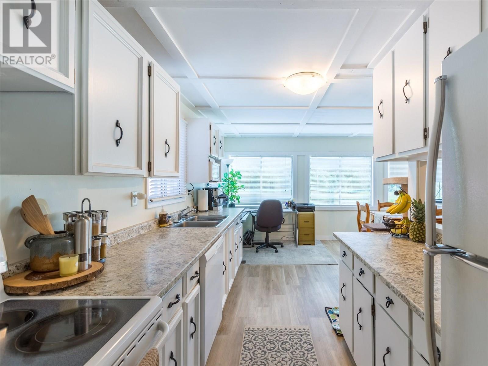 6342 6 Highway, Lavington, BC