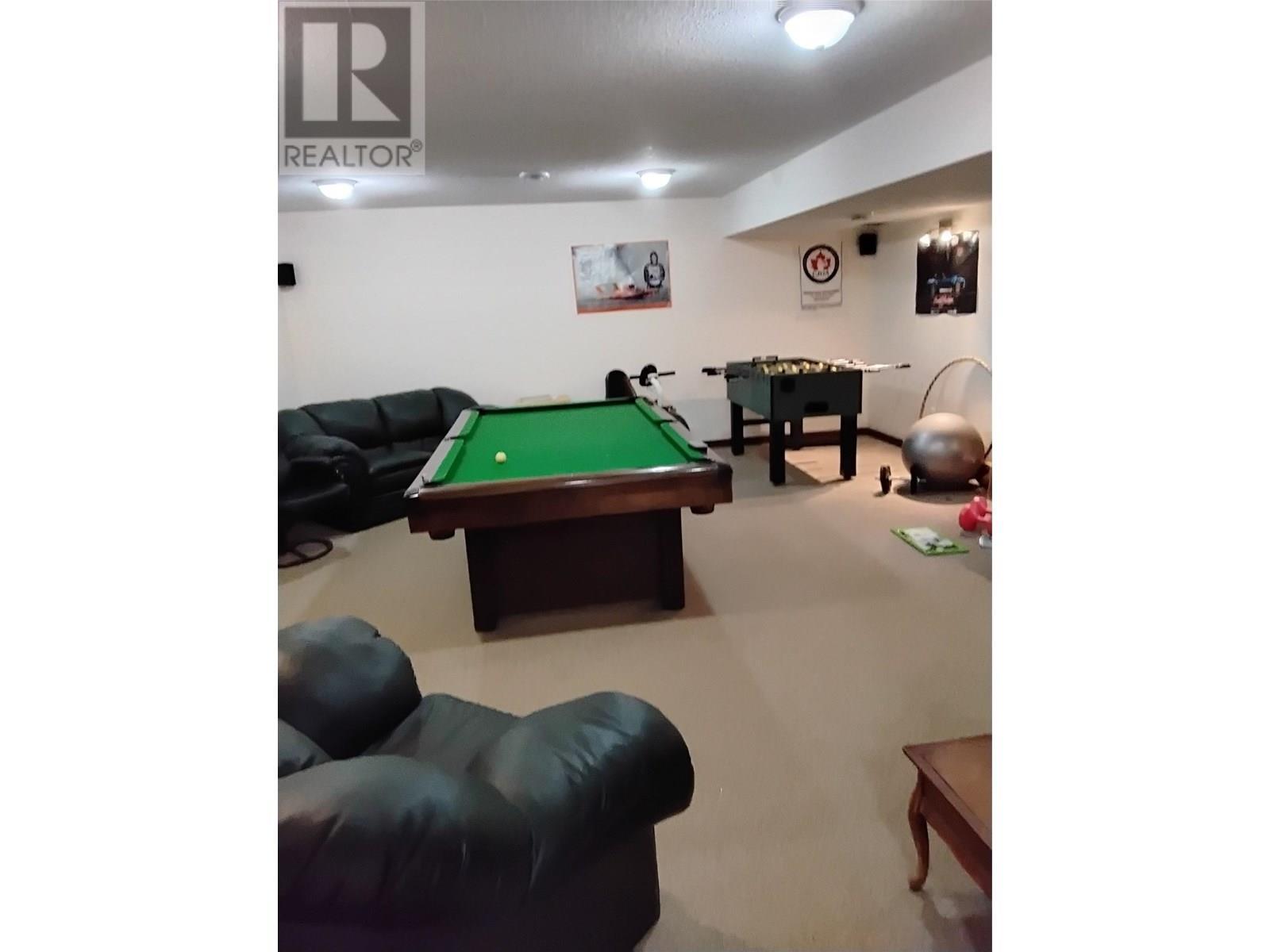 453 13Th Avenue, Invermere, BC - Indoor Photo Showing Other Room