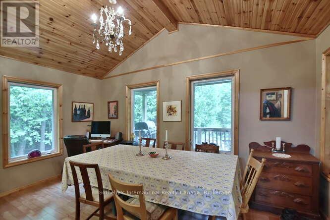 447085 Tenth Concession, Grey Highlands, ON - Indoor Photo Showing Dining Room