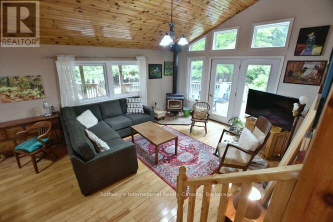 447085 Tenth Concession, Grey Highlands, ON - Indoor Photo Showing Living Room With Fireplace