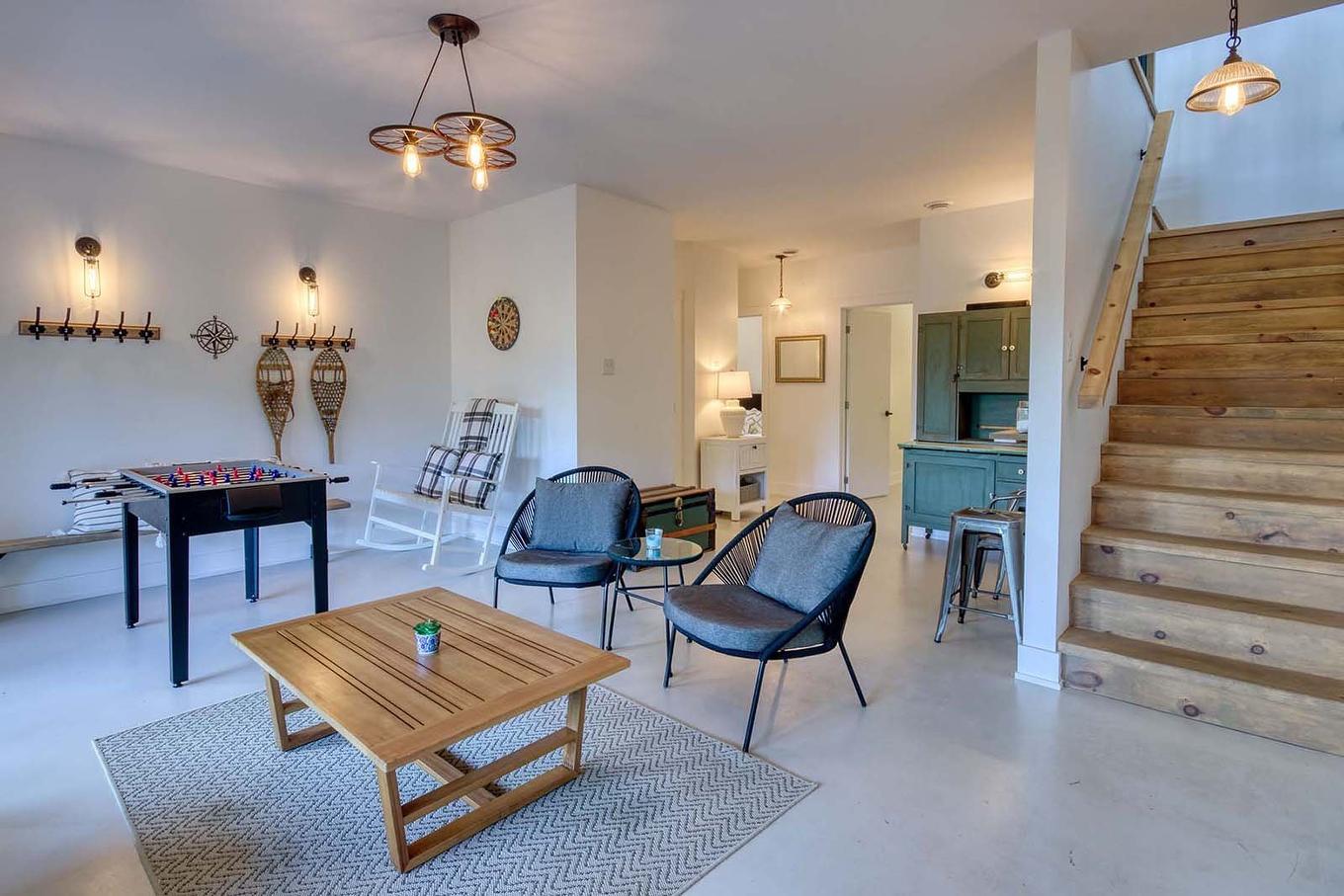 Salle familiale - 138 Ch. Des Aigles, Nominingue, QC - Indoor