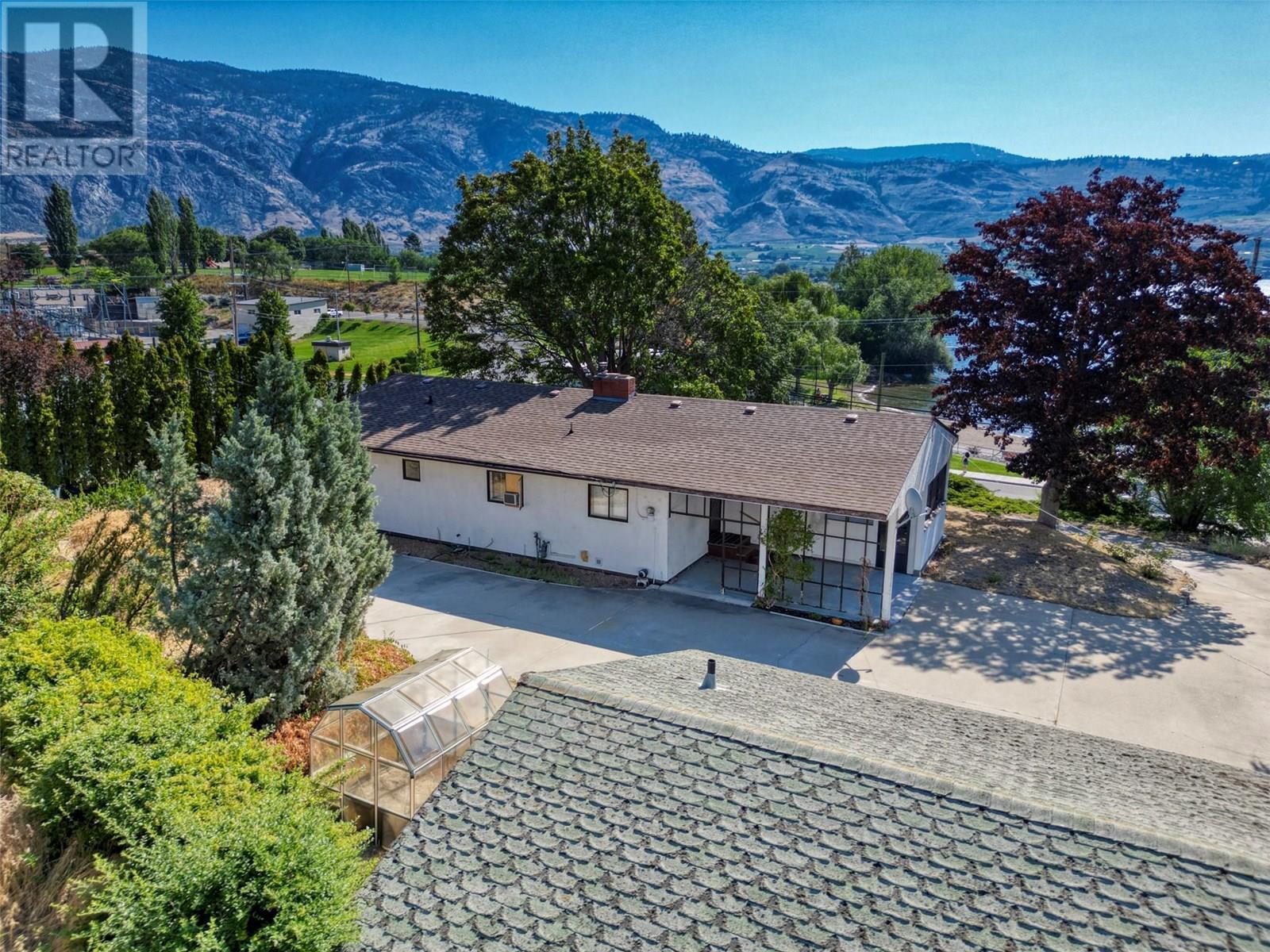6406 89Th Street, Osoyoos, BC - Outdoor