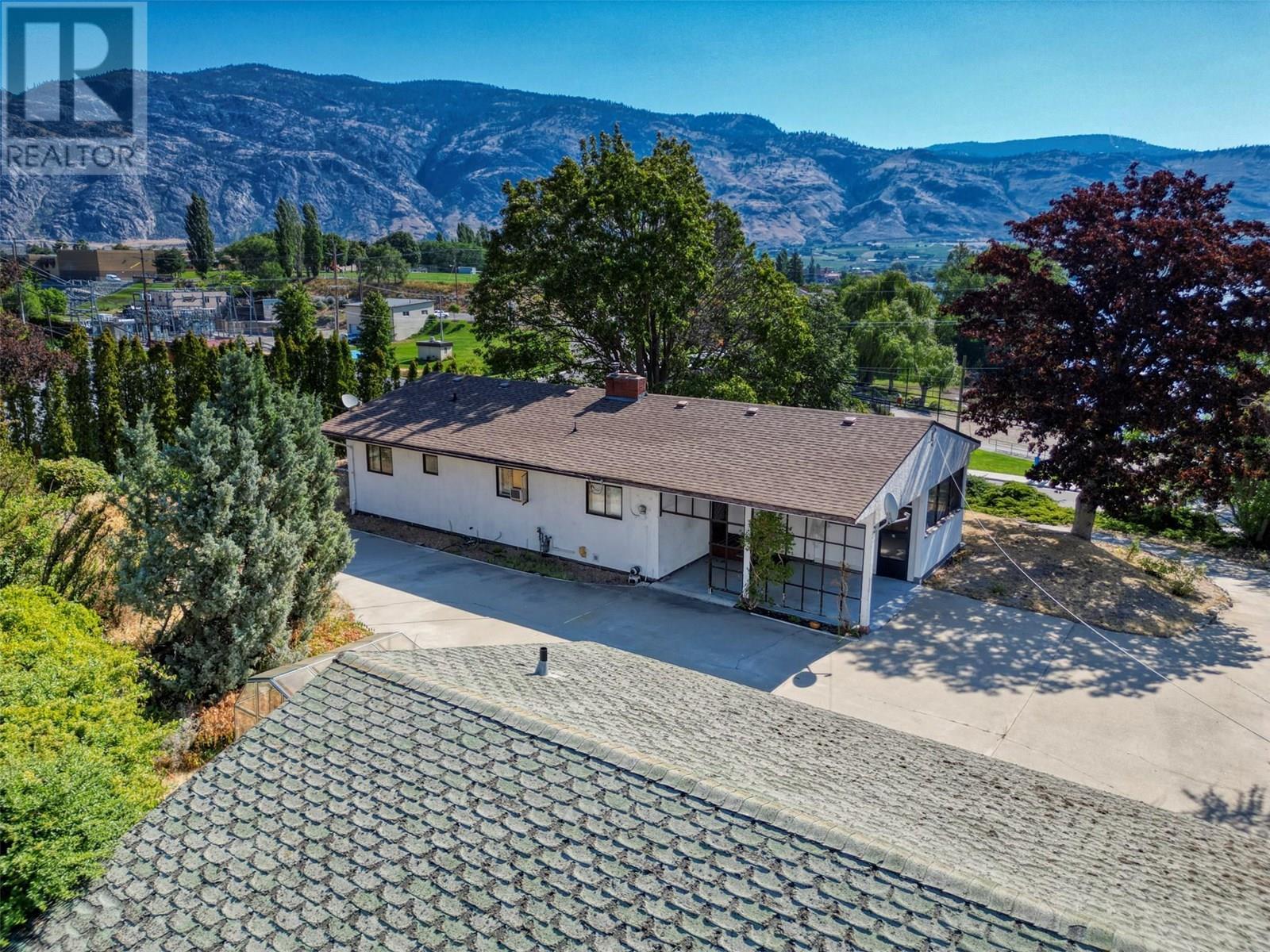 6406 89Th Street, Osoyoos, BC - Outdoor