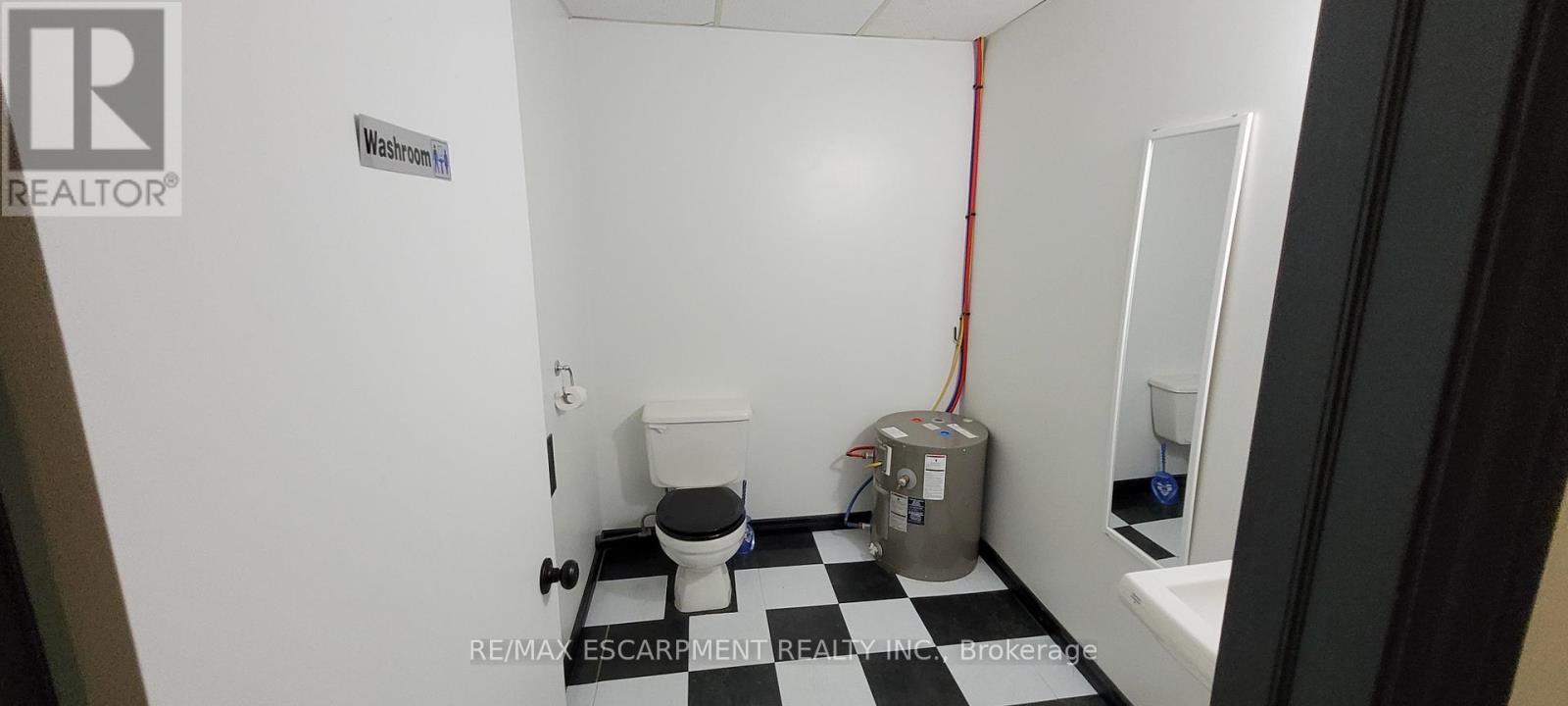 120 Parkdale Avenue N, Hamilton, ON - Photo Showing Other Room