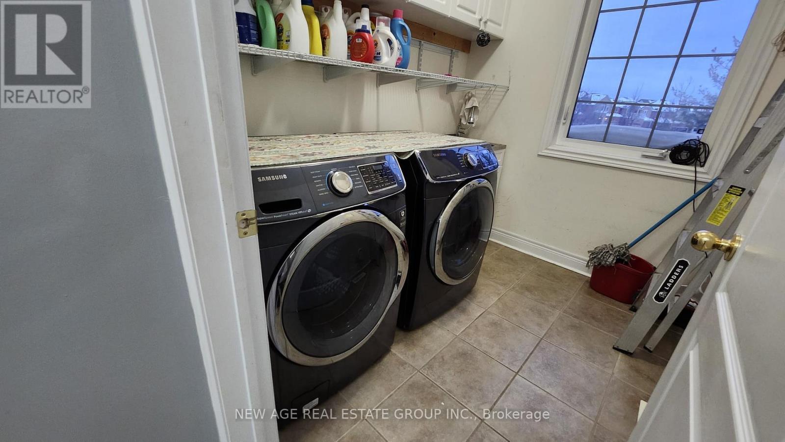 2 - 80 Tatra Crescent, Brampton, ON - Indoor Photo Showing Laundry Room