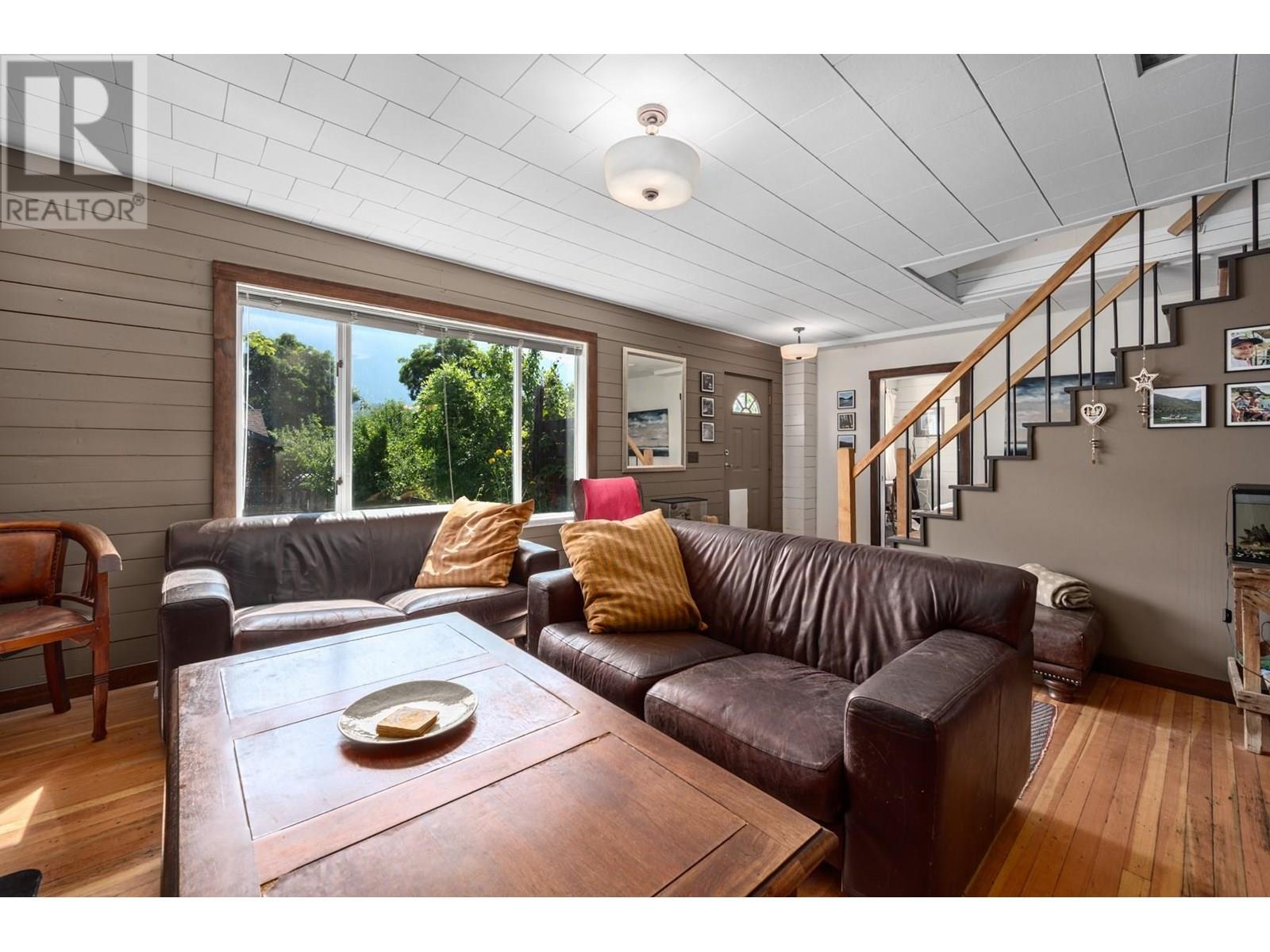 36 14Th Avenue, Lillooet, BC - Indoor Photo Showing Other Room