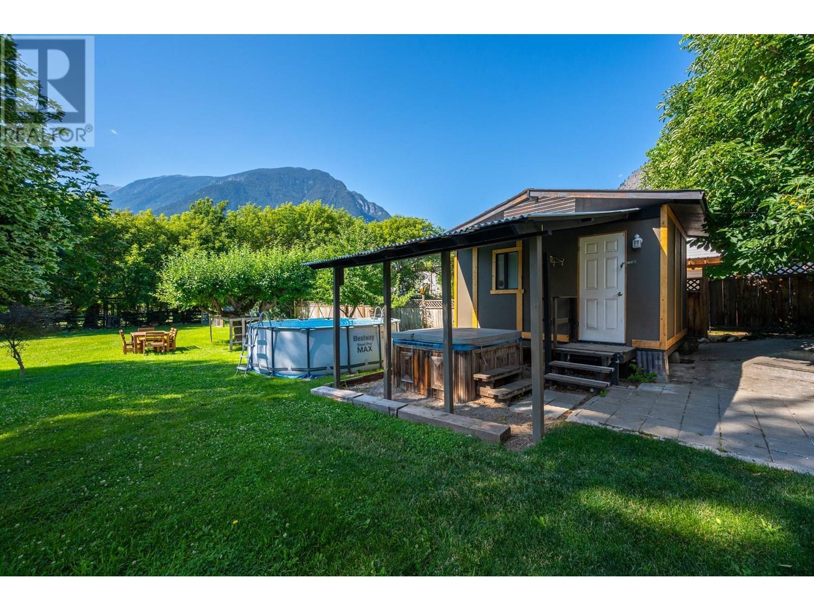 36 14Th Avenue, Lillooet, BC - Outdoor With Above Ground Pool