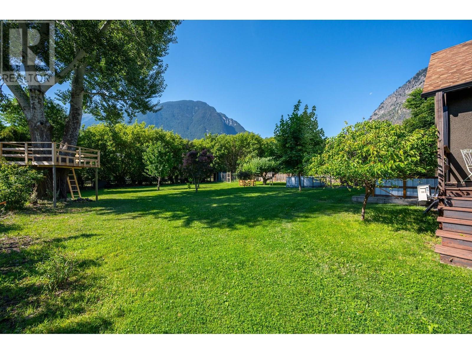 36 14Th Avenue, Lillooet, BC - Outdoor