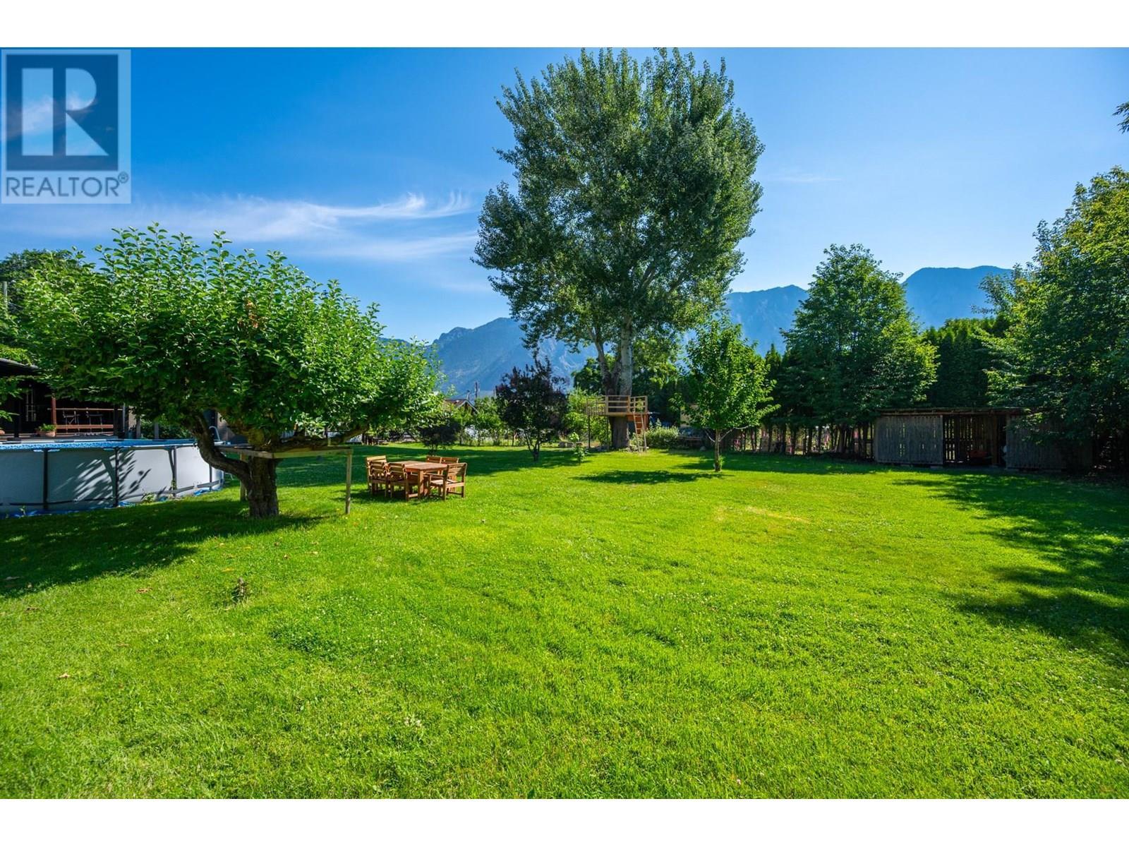 36 14Th Avenue, Lillooet, BC - Outdoor