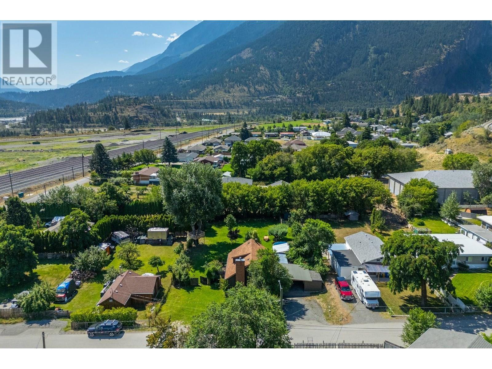 36 14Th Avenue, Lillooet, BC - Outdoor With View