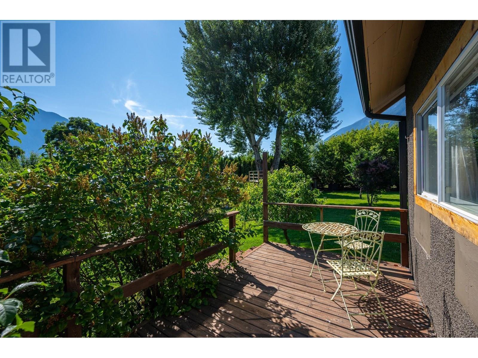 36 14Th Avenue, Lillooet, BC - Outdoor