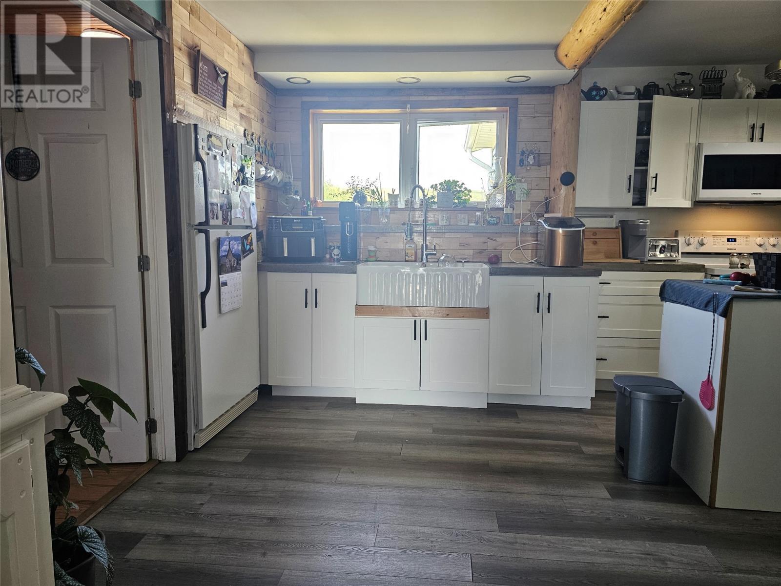 3 Dennis Road, Channel-Port Aux Basques, NL - Indoor Photo Showing Kitchen