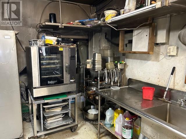 81 King Street E, Hamilton, ON