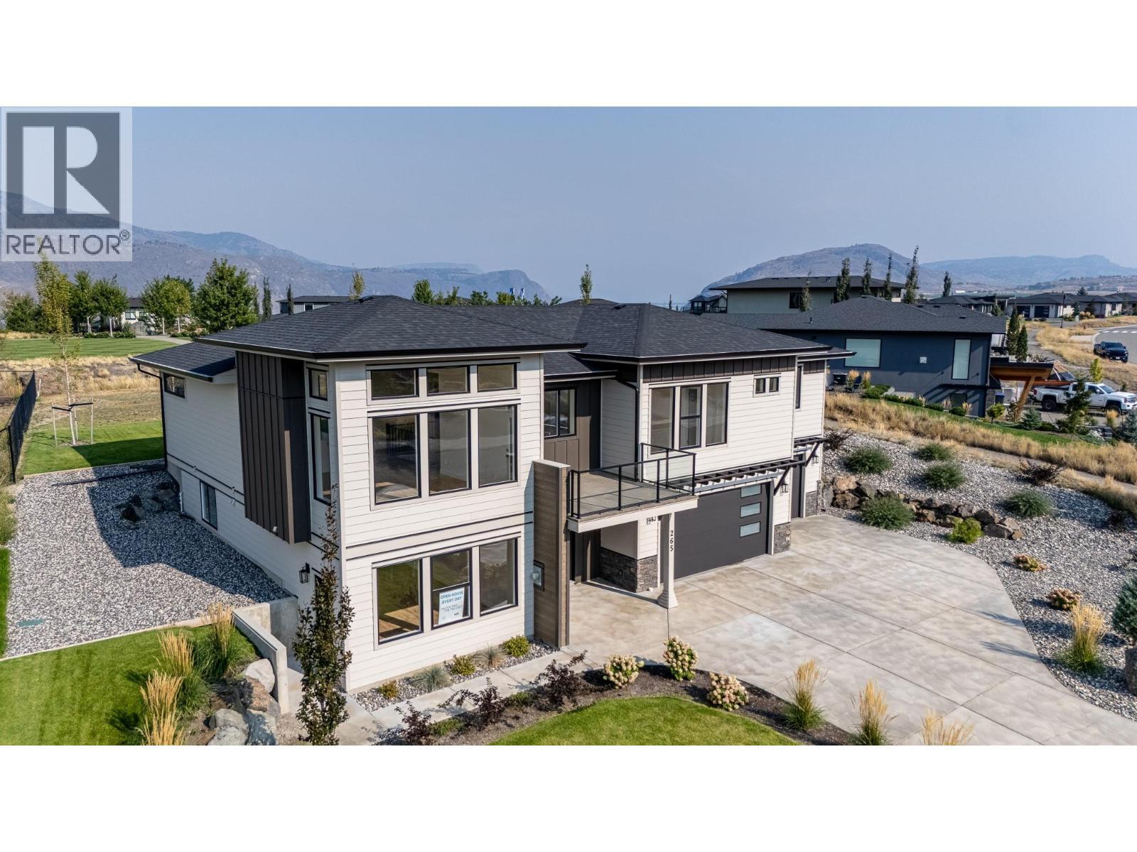 265 Rue Cheval Noir, Kamloops, BC - Outdoor