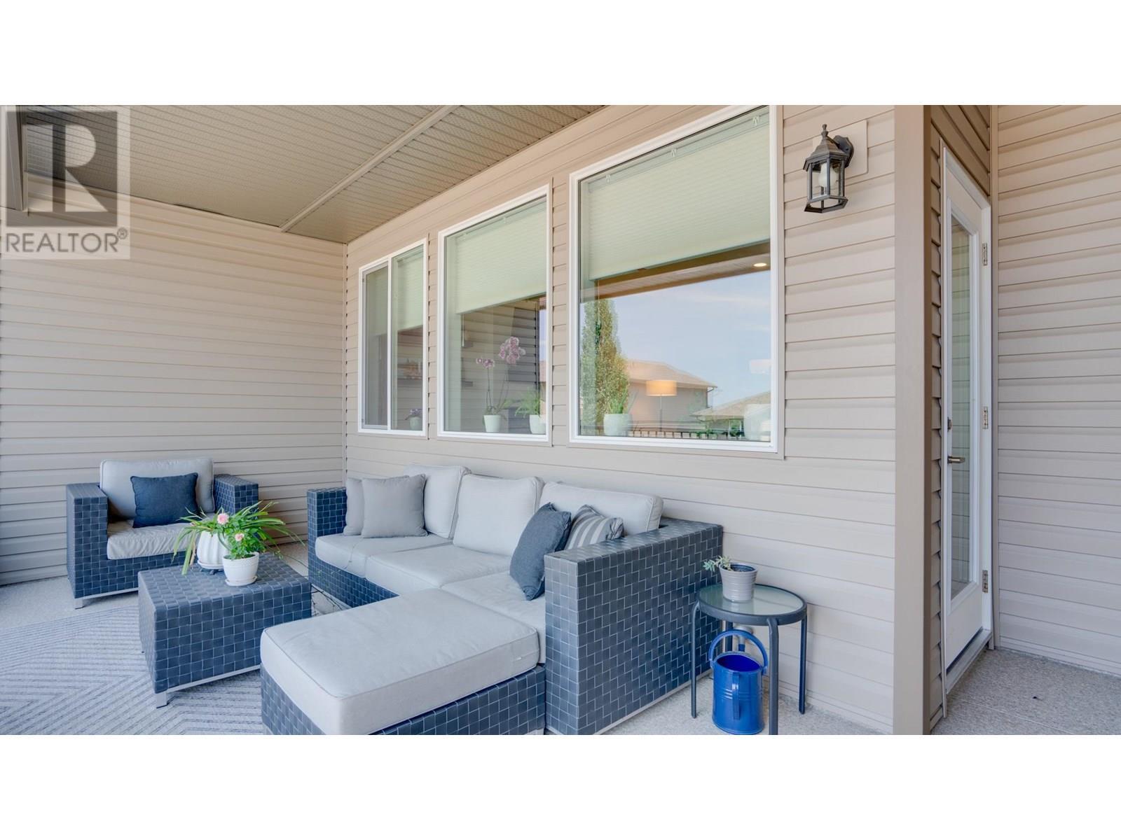 933 Mt Robson Place Unit# 3, Vernon, BC - Outdoor With Deck Patio Veranda With Exterior