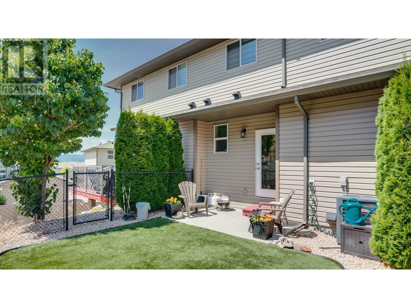 933 Mt Robson Place Unit# 3, Vernon, BC - Outdoor With Deck Patio Veranda With Exterior