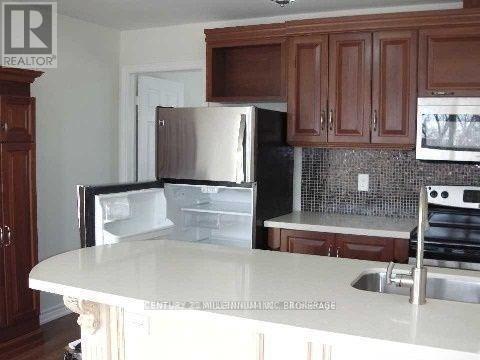 Upper - 59 Garthdale Court, Toronto, ON