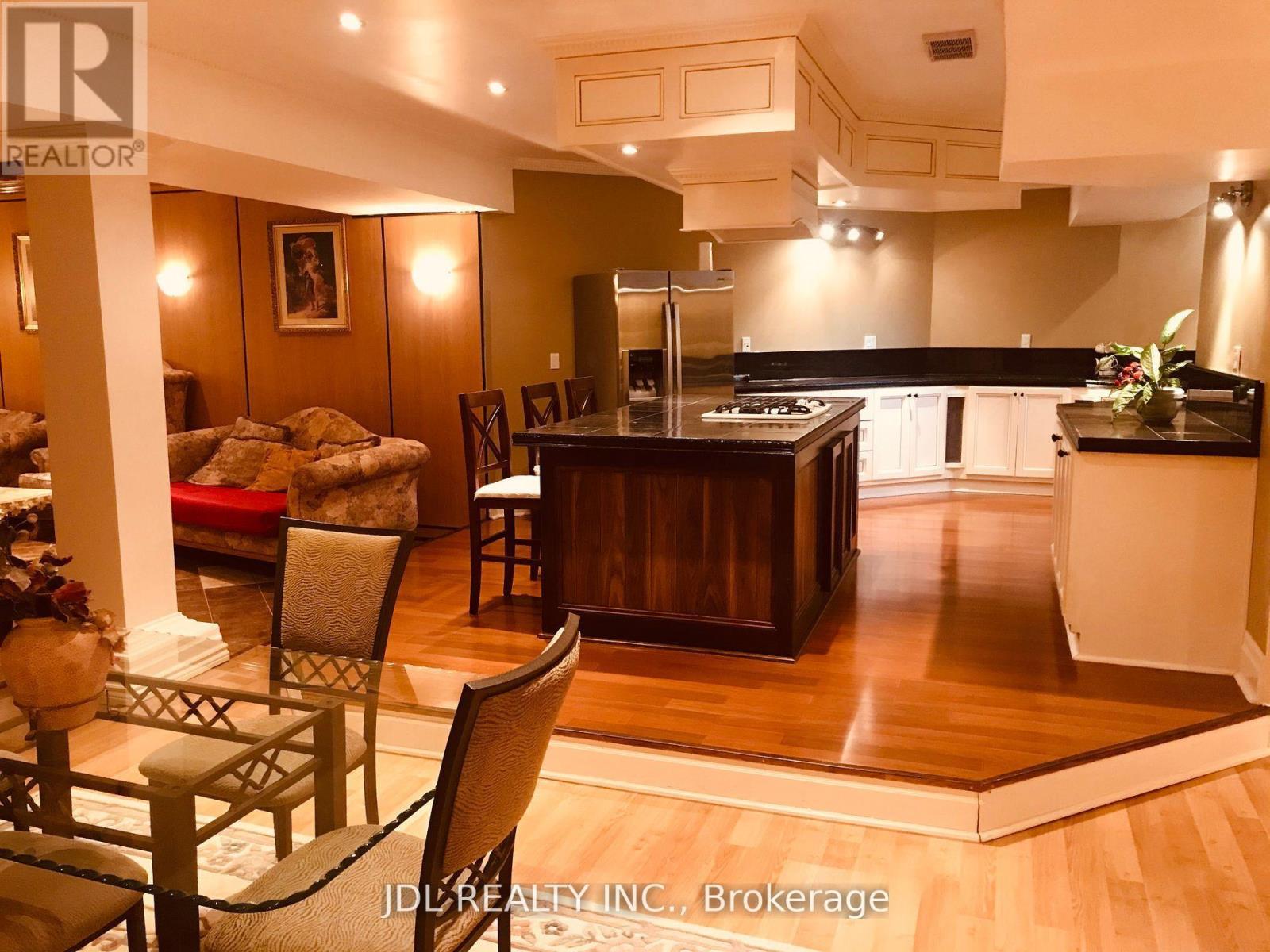 15 Lake Woods Drive, Whitchurch-Stouffville, ON - Indoor