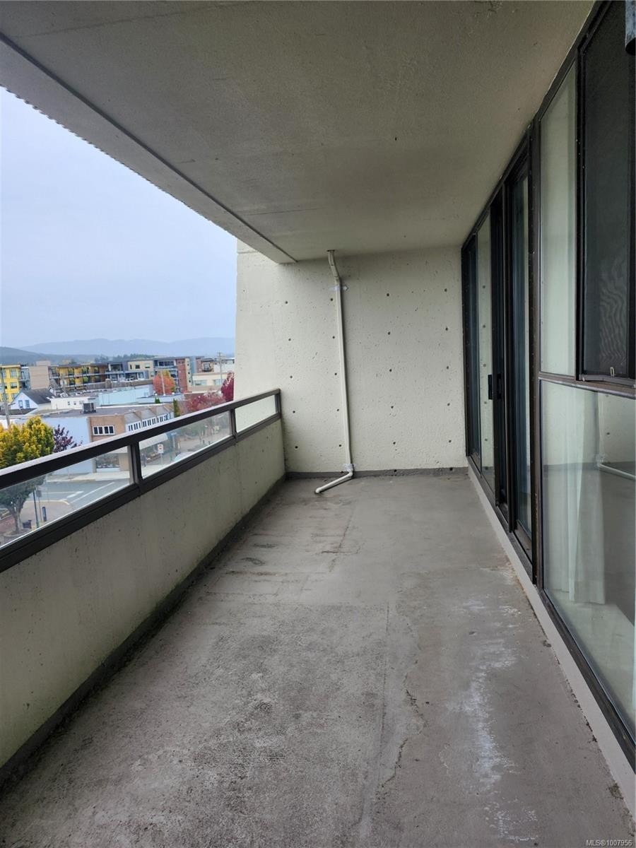 412-9805 Second St, Sidney, BC - Outdoor With Exterior