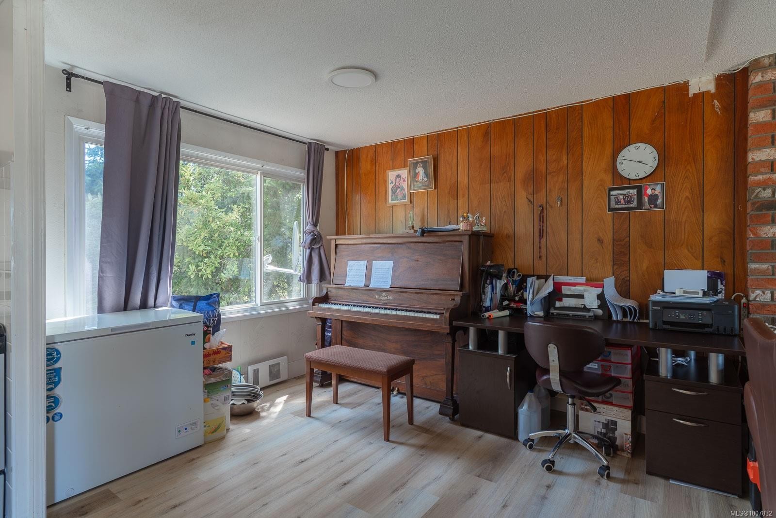 7405 Lantzville Rd, Lantzville, BC