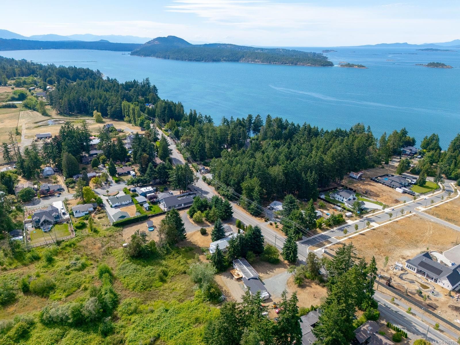 7405/7425 Lantzville Rd, Lantzville, BC