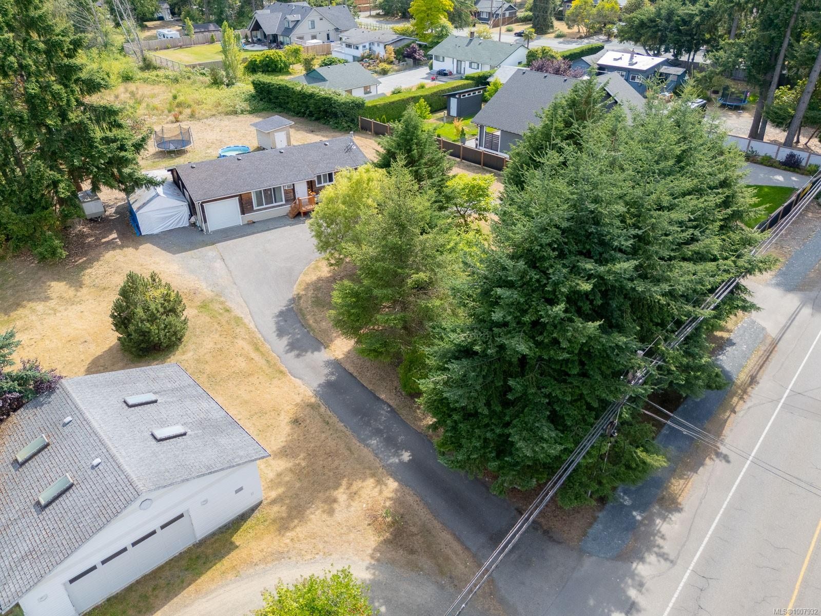 7405/7425 Lantzville Rd, Lantzville, BC