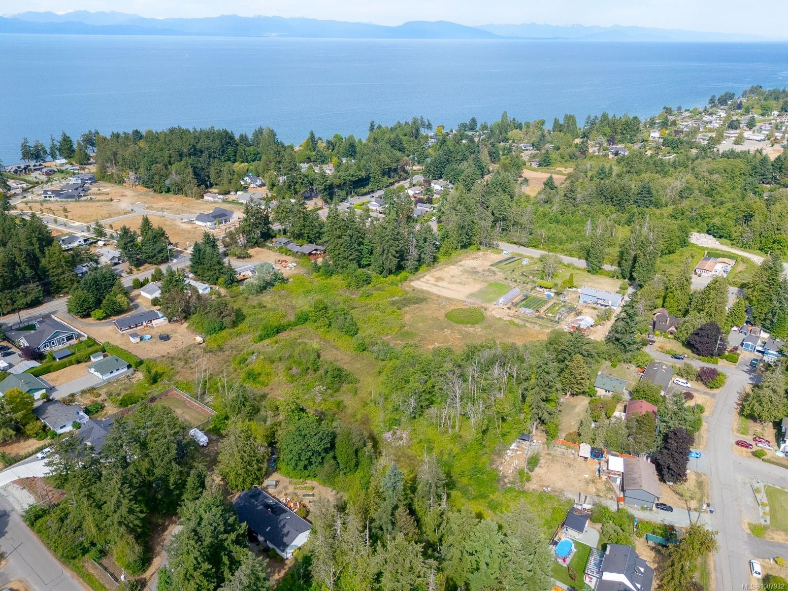 7405/7425 Lantzville Rd, Lantzville, BC