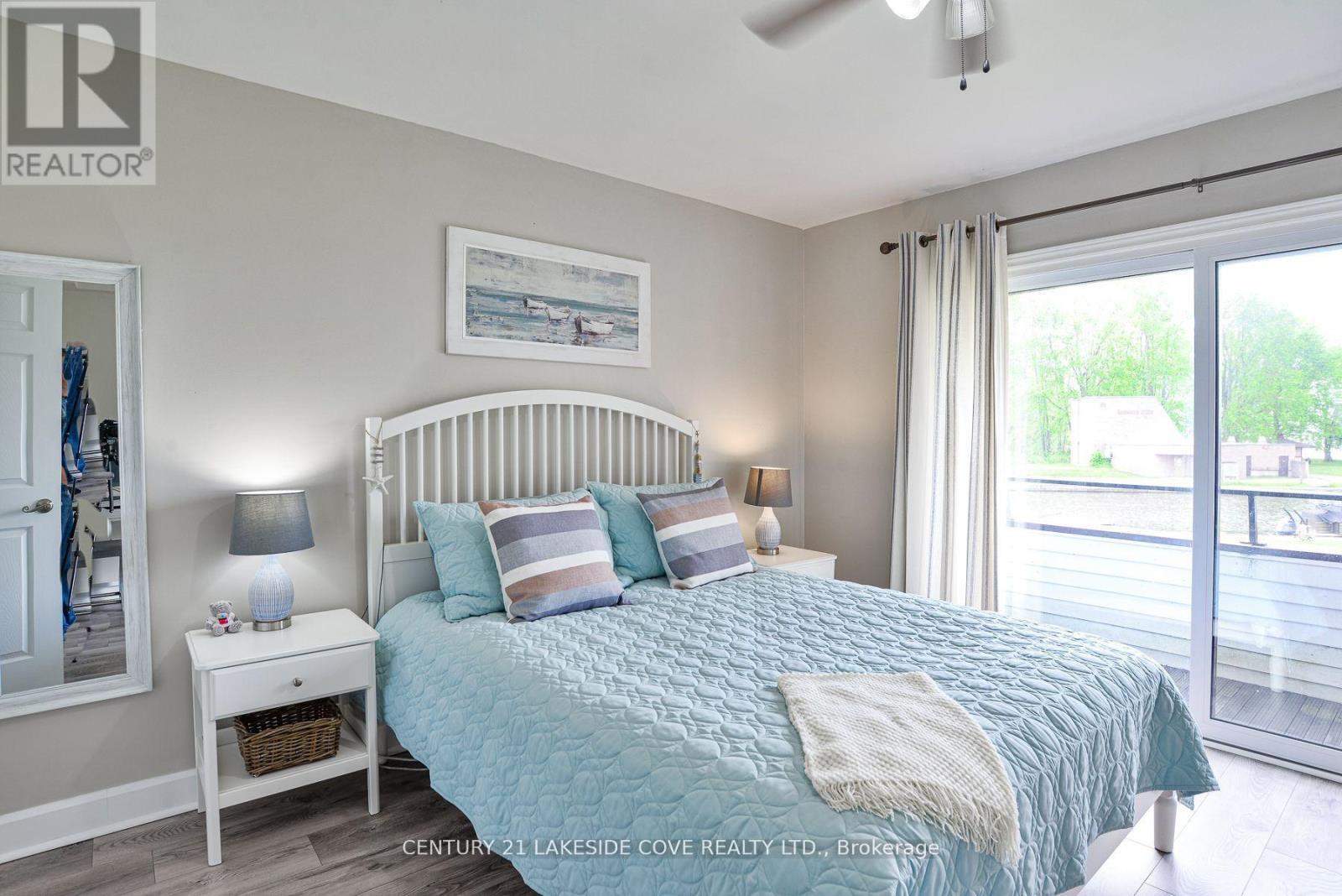 Primary Room - Unit 14 - 1 Paradise Boulevard, Ramara, ON - Indoor Photo Showing Bedroom