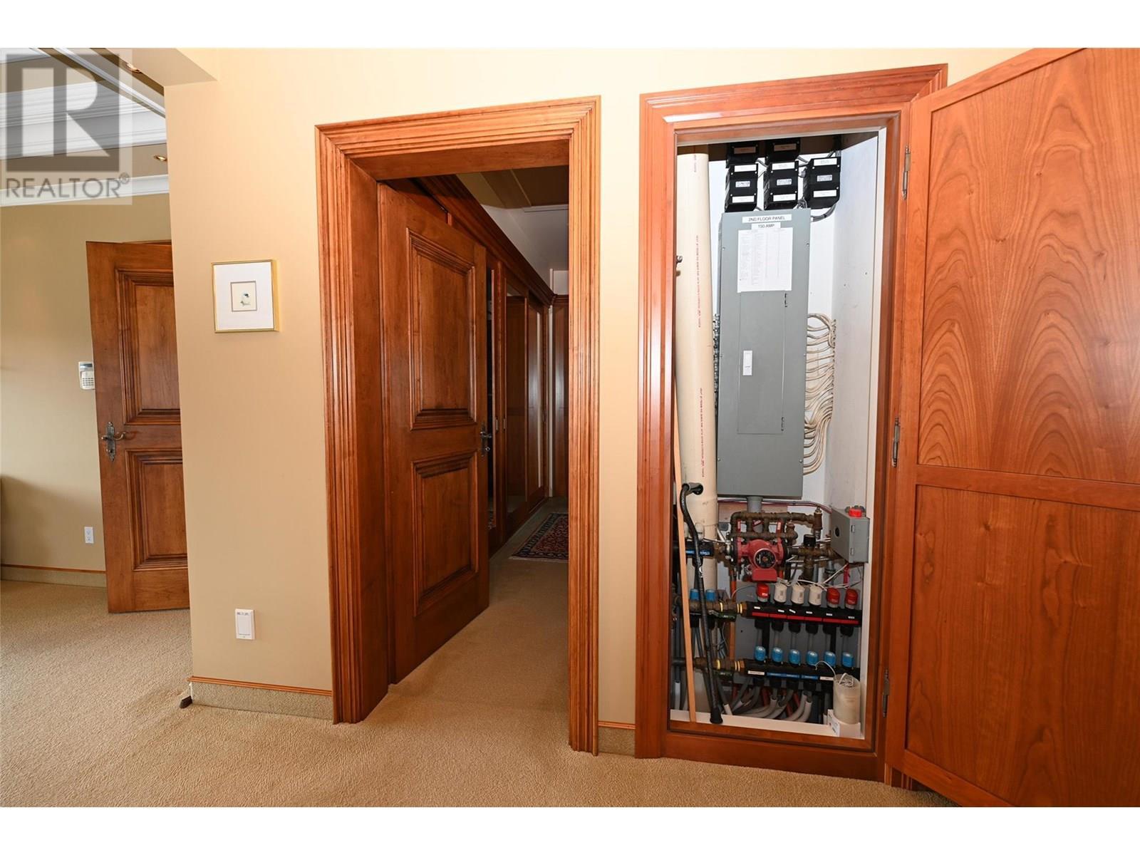 202 Stepping Stones Crescent, Spallumcheen, BC