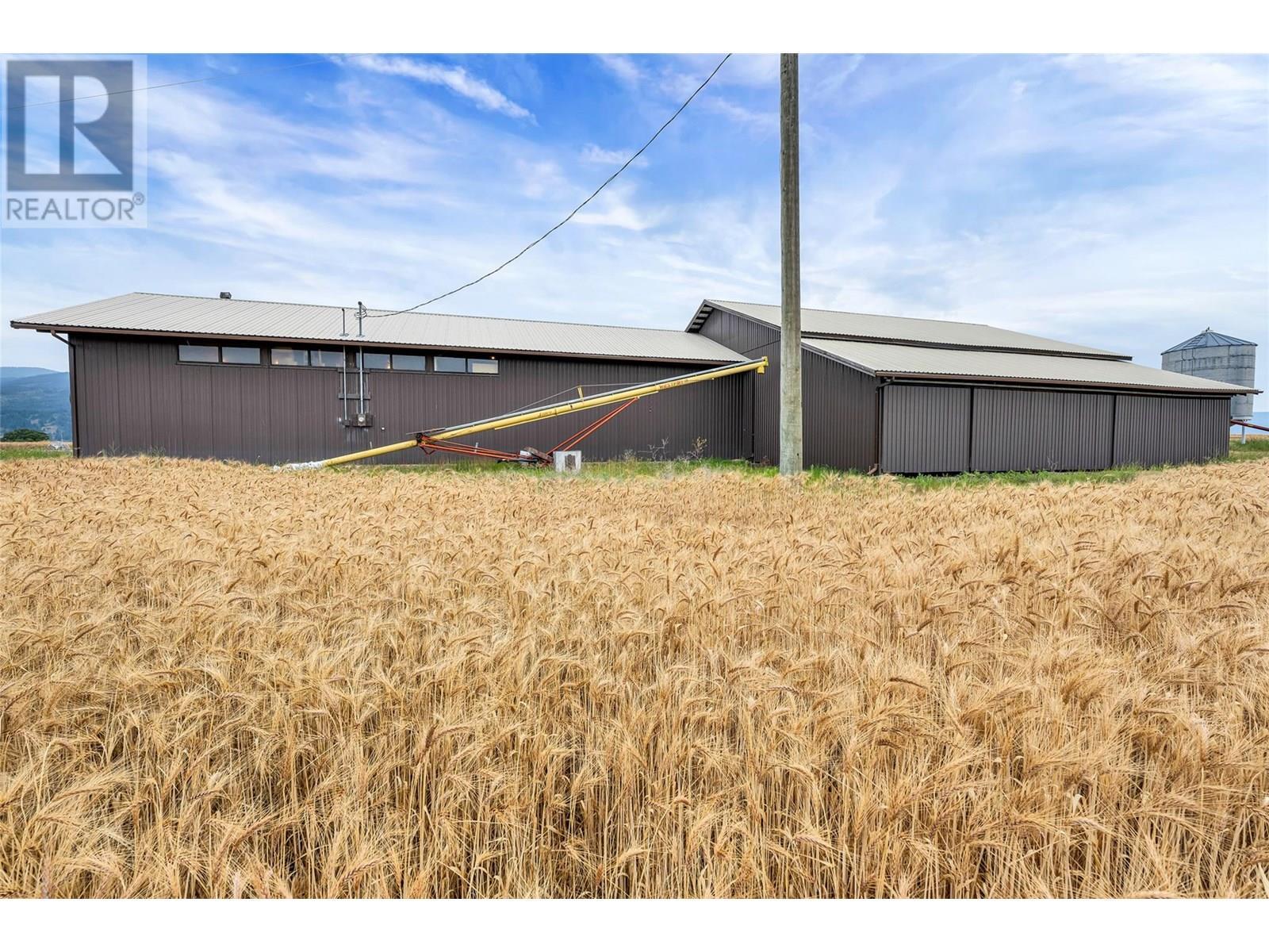 202 Stepping Stones Crescent, Spallumcheen, BC